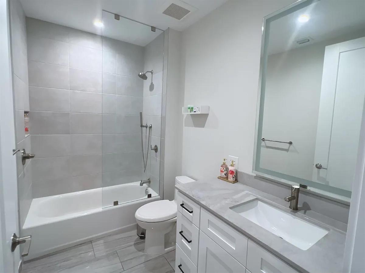 Lux Property Great For 1 To 8 Guests-Family Trip ,5Beds 2Rooms Staycation With Gym And Ev, Proximity To Downtown And Beaches West Palm Beach Exteriör bild