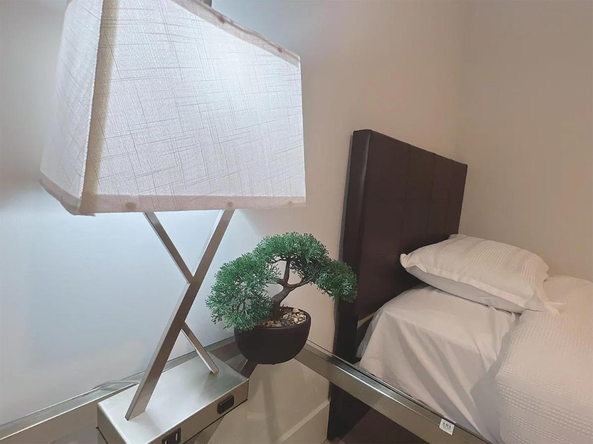 Lux Property Great For 1 To 8 Guests-Family Trip ,5Beds 2Rooms Staycation With Gym And Ev, Proximity To Downtown And Beaches West Palm Beach Exteriör bild