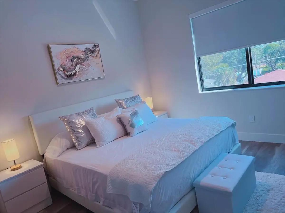 Lux Property Great For 1 To 8 Guests-Family Trip ,5Beds 2Rooms Staycation With Gym And Ev, Proximity To Downtown And Beaches West Palm Beach Exteriör bild